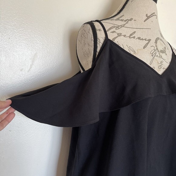 Ann Taylor Blouse Cold Shoulder Ruffle V Neckline Side Slit Black Size Medium - Picture 4 of 12